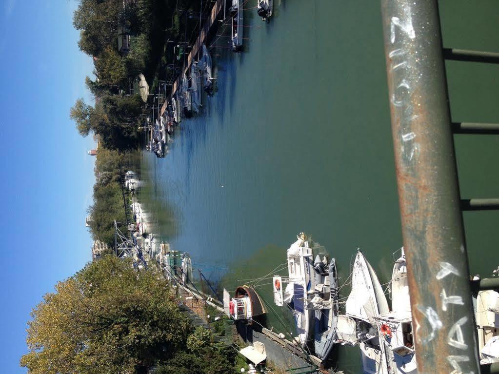 Moon River Guest House Pescara Exterior foto